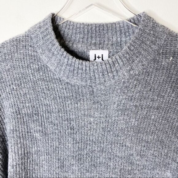 John + Jenn Crew Neck Pullover Varsity Sweater - Picture 5 of 10